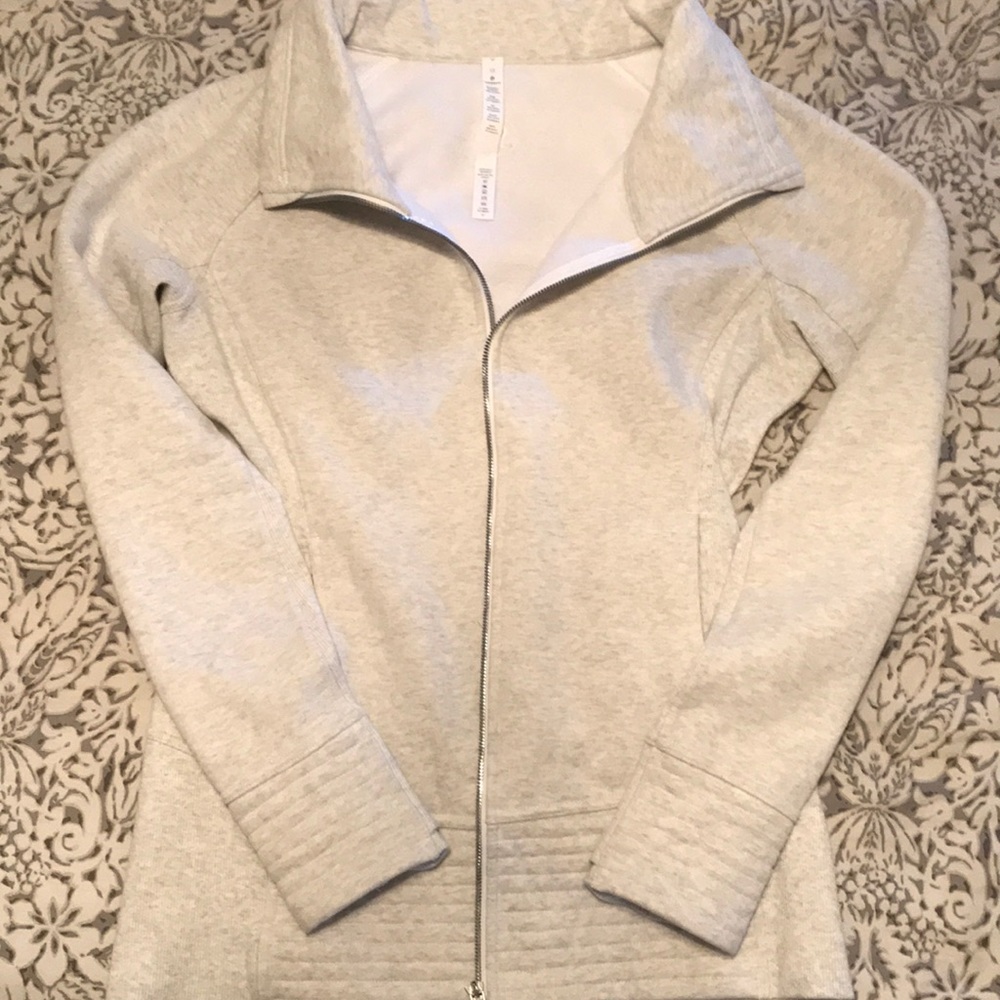 Lululemon Zip Up